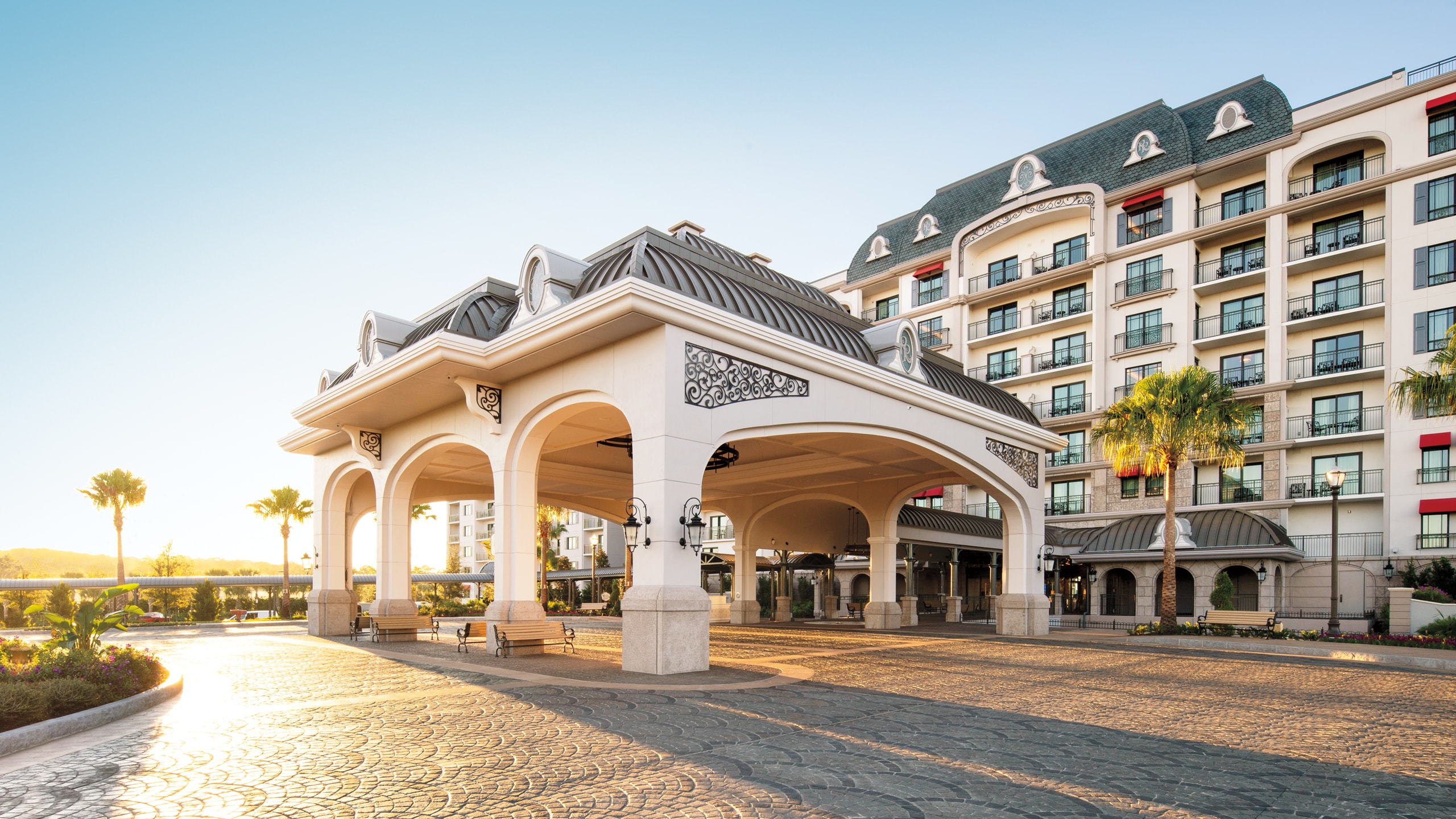 The porte cochere at Disney’s Riviera Resort